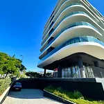 Lux Ocean View Varino 05