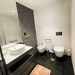 Lux Ocean View Varino 05