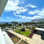 Lux Ocean View Varino 05
