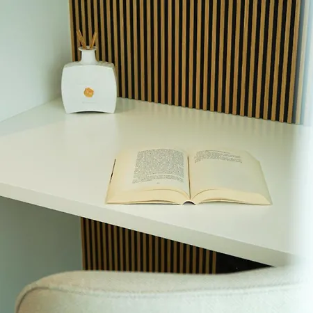 Lux Ocean View Varino 05 *