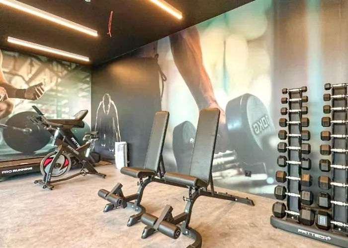 Lux Ocean View Varino 05 公寓