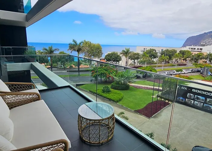 Lux Ocean View Varino 05