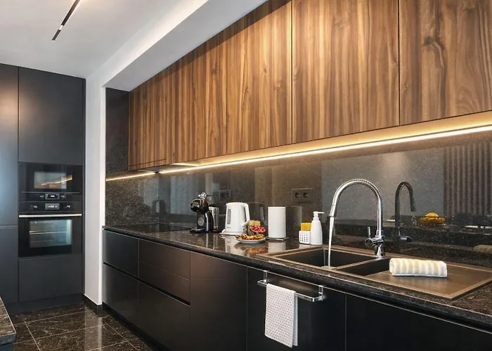 Lux Ocean View Varino 05