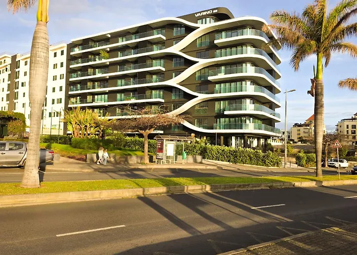 Lux Ocean View Varino 05 Funchal (Madeira)